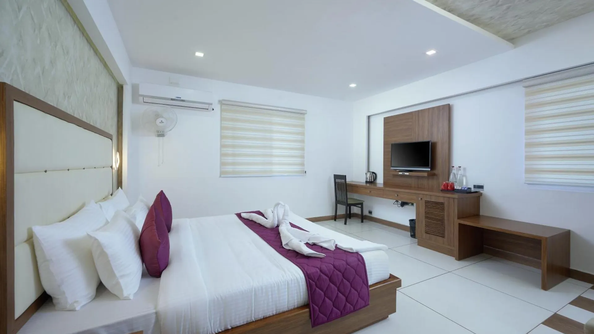 ***  Tiger Trails Thekkady Hotel India